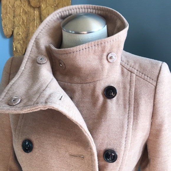 H&M tan button up peacoat size 0 neutral trendy closet staple office career - Picture 4 of 13